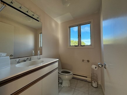 Katama-Edgartown, Katama - Edgartown Martha's Vineyard vacation rental - Half Bathroom - second floor