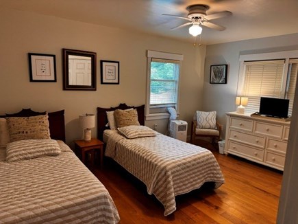 Oak Bluffs Martha's Vineyard vacation rental - 1st Floor Bedroom