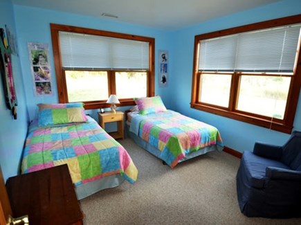 Chilmark Martha's Vineyard vacation rental - Bright quiet twin bed living quarters