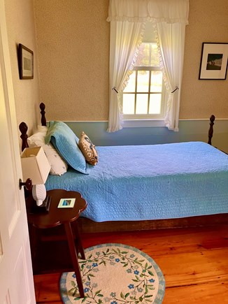 Chilmark Martha's Vineyard vacation rental - First floor twin bedroom