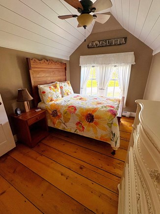 Chilmark Martha's Vineyard vacation rental - Full Bed (upstairs) w/full closet and dresser