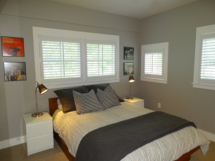 Vineyard Haven Martha's Vineyard vacation rental - Upstairs bedroom, one queen with its own full bath.