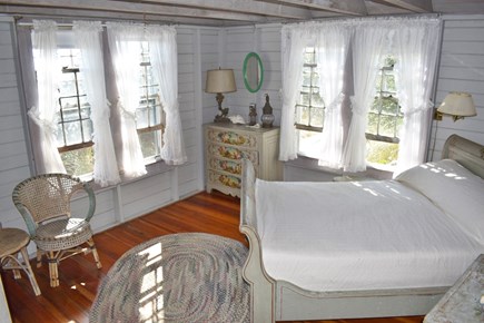 Oak Bluffs, Harthaven Martha's Vineyard vacation rental - Corner silver bedroom with double bed.