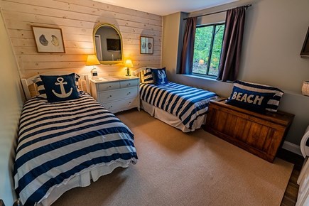 West Tisbury, Lambert's Cove Martha's Vineyard vacation rental - Twin bedroom