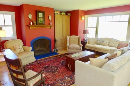 Chilmark Martha's Vineyard vacation rental - Delightful living room