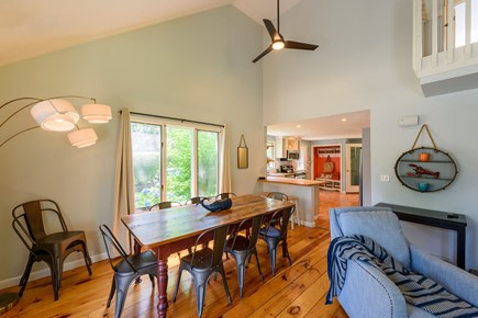 Oak Bluffs Martha's Vineyard vacation rental - Dining area that can accommodate 6-10 people guests comfortably