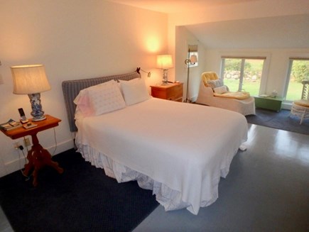 Chilmark Martha's Vineyard vacation rental - First floor Queen bedroom with bathtub ensuite