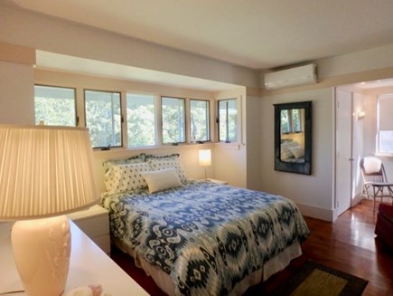 Chilmark Martha's Vineyard vacation rental - Queen Bedroom