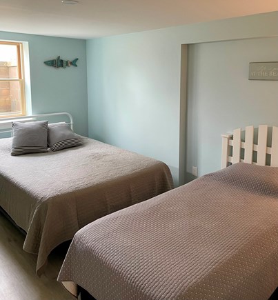 Oak Bluffs Martha's Vineyard vacation rental - 3rd bedroom with a queen bed and a twin bed