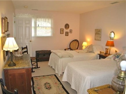 Vineyard Haven Martha's Vineyard vacation rental - Twins bedroom upstairs ensuite