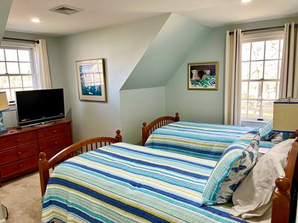 Oak Bluffs Martha's Vineyard vacation rental - Second Floor Bedroom with Twin Beds