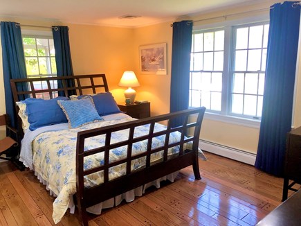 Oak Bluffs Martha's Vineyard vacation rental - First Floor Bedroom with Queen Size Bed, Flat Screen TV