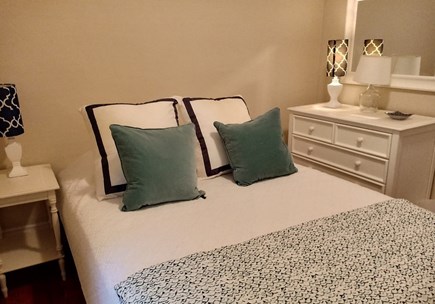 Oak Bluffs, Near MV Hospital Martha's Vineyard vacation rental - Bedroom one: queen bed