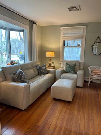 Oak Bluffs, Near MV Hospital Martha's Vineyard vacation rental - Comfortable living room