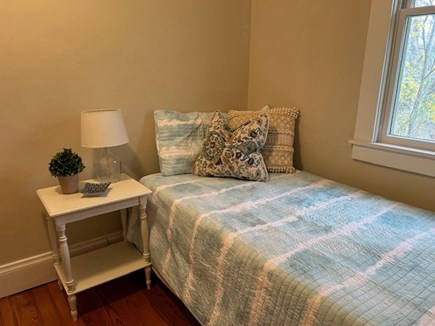 Oak Bluffs, Near MV Hospital Martha's Vineyard vacation rental - Bedroom three trundle bed (two twin size)