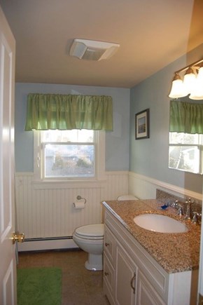 Katama-Edgartown, Katama - Edgartown Martha's Vineyard vacation rental - Upstairs bathroom