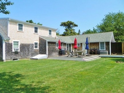 Katama-Edgartown, Katama - Edgartown Martha's Vineyard vacation rental - Large backyard and deck. Private and quiet!