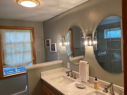Oak Bluffs, Lagoon Pond Estates, Oak Bluff Martha's Vineyard vacation rental - Newly remodeled primary bathroom.