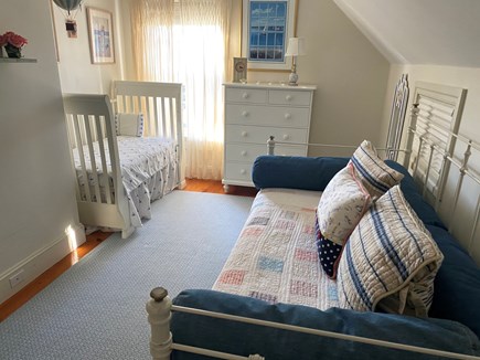 Edgartown Martha's Vineyard vacation rental - Single Bed with crib