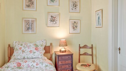 Edgartown Martha's Vineyard vacation rental - Sewing Room with twin bed overlooking garden - Bedroom 5
