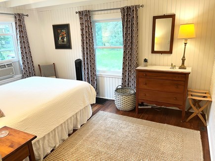 Oak Bluffs, East Chop Martha's Vineyard vacation rental - New 1st floor Queen bedroom