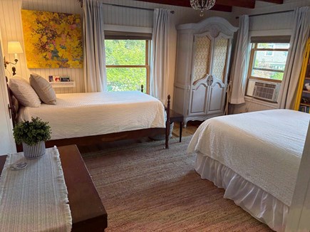 Oak Bluffs, East Chop Martha's Vineyard vacation rental - Queen + Twin with 1/2 bath ensuite