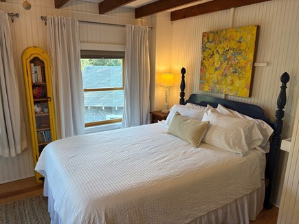 Oak Bluffs, East Chop Martha's Vineyard vacation rental - Queen + Twin with 1/2 bath ensuite