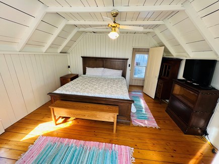 Oak Bluffs Martha's Vineyard vacation rental - King Bed