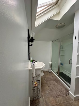 Oak Bluffs Martha's Vineyard vacation rental - Bathroom - 1st floor