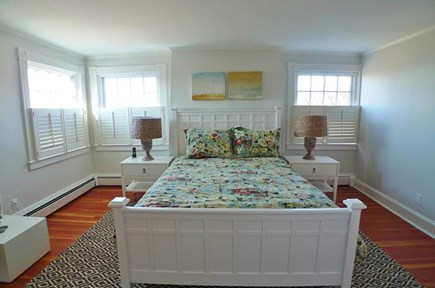 Oak Bluffs Martha's Vineyard vacation rental - 2nd Fl Queen Bedroom