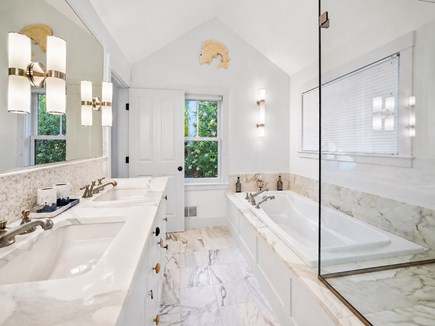 Oak Bluffs Martha's Vineyard vacation rental - Master Bathroom