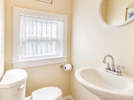 Oak Bluffs Martha's Vineyard vacation rental - Downstairs Bathroom