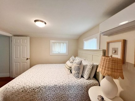 Oak Bluffs Martha's Vineyard vacation rental - Primary bedroom with queen bed