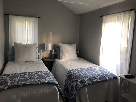 Oak Bluffs Martha's Vineyard vacation rental - Twin bedroom with TV & large closet