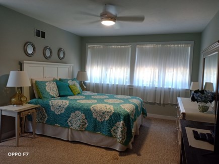 Edgartown Martha's Vineyard vacation rental - Upstairs bedroom with queen bed