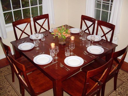 Vineyard Haven Martha's Vineyard vacation rental - Dinner parties and family meals for eight
