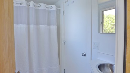 Oak Bluffs Martha's Vineyard vacation rental - 2nd level full bath w/ shower