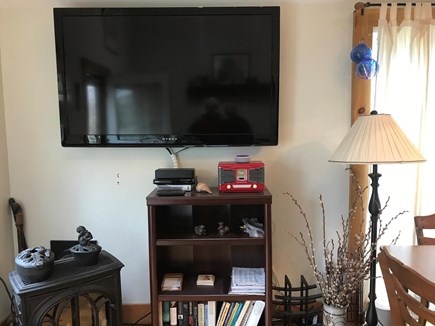 Oak Bluffs Martha's Vineyard vacation rental - Living room flat screen TV
