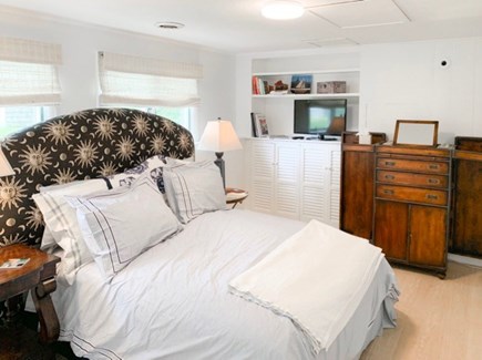 West Tisbury, Makonikey Martha's Vineyard vacation rental - Lower level bedroom with queen size bed
