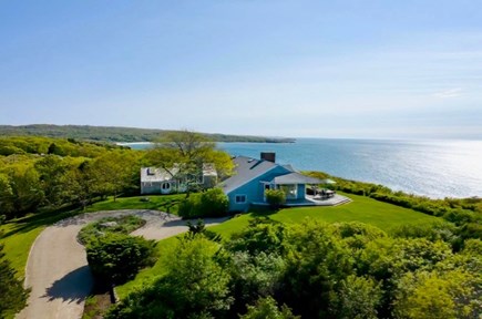 West Tisbury, Makonikey Martha's Vineyard vacation rental - The 3.3 acre private setting in private Upper Makonikey
