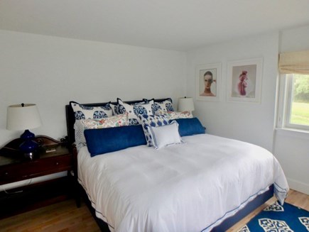 West Tisbury, Makonikey Martha's Vineyard vacation rental - Second level bedroom with king size bed