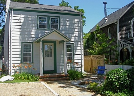 Oak Bluffs, Copeland Historic District Martha's Vineyard vacation rental - Charming home two blocks from beach and town