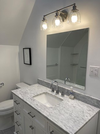 Edgartown Martha's Vineyard vacation rental - Second floor bathroom, with tub/shower