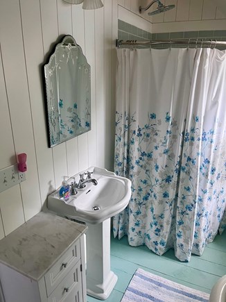 Oak Bluffs Martha's Vineyard vacation rental - Our new bathroom with a shower and clawfoot bathtub
