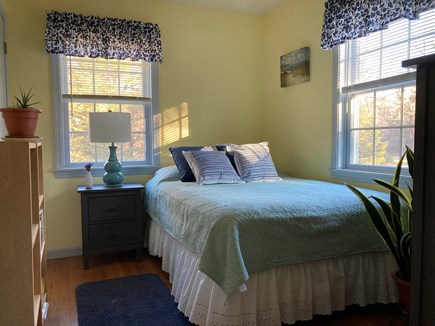 Edgartown, Dodgers Hole Association Martha's Vineyard vacation rental - First floor bedroom with Double bed