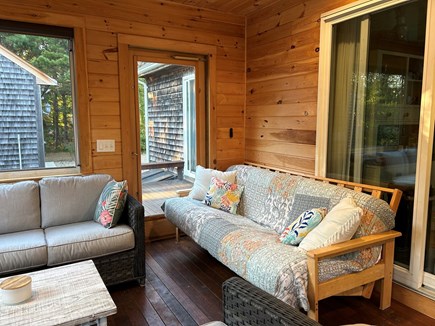 Edgartown, Dodgers Hole Association Martha's Vineyard vacation rental - Futon on back porch