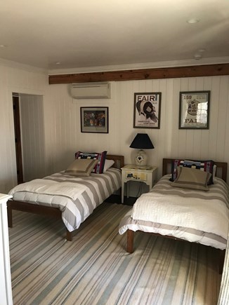 Vineyard Haven, Tisbury Martha's Vineyard vacation rental - Twin Bedroom 1 - guest apartment