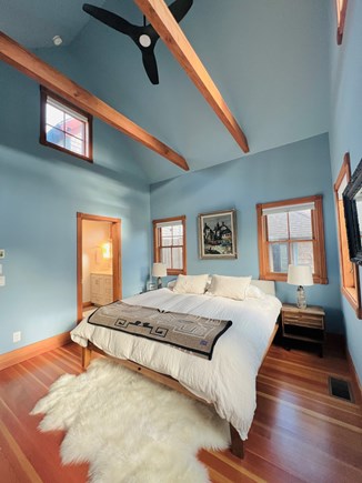 Oak Bluffs Martha's Vineyard vacation rental - First-floor bedroom with king bed