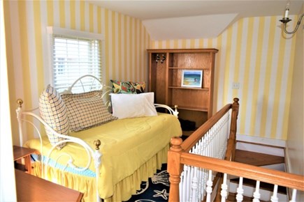 Oak Bluffs Martha's Vineyard vacation rental - Day Bed