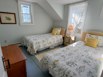 Oak Bluffs Martha's Vineyard vacation rental - 2nd floor Twin Beds